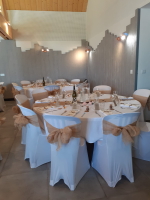 Gite Fays Jura  - Salle de reception pr&eacute;par&eacute;e pour un anniversaire de 107 personnes